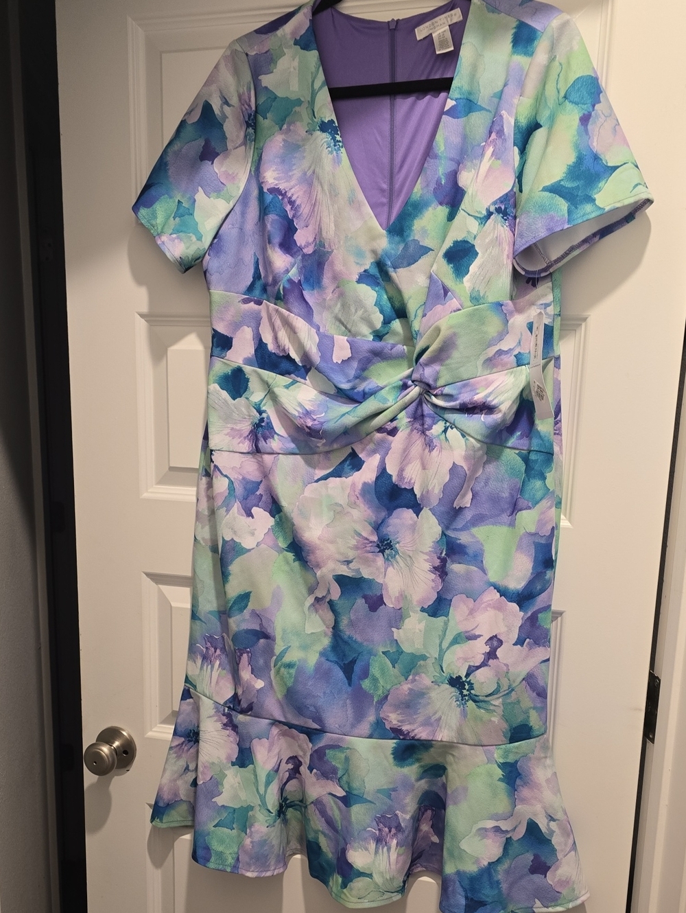 London Times Floral Twist-Front V-Neck Dress in Lavender & Teal